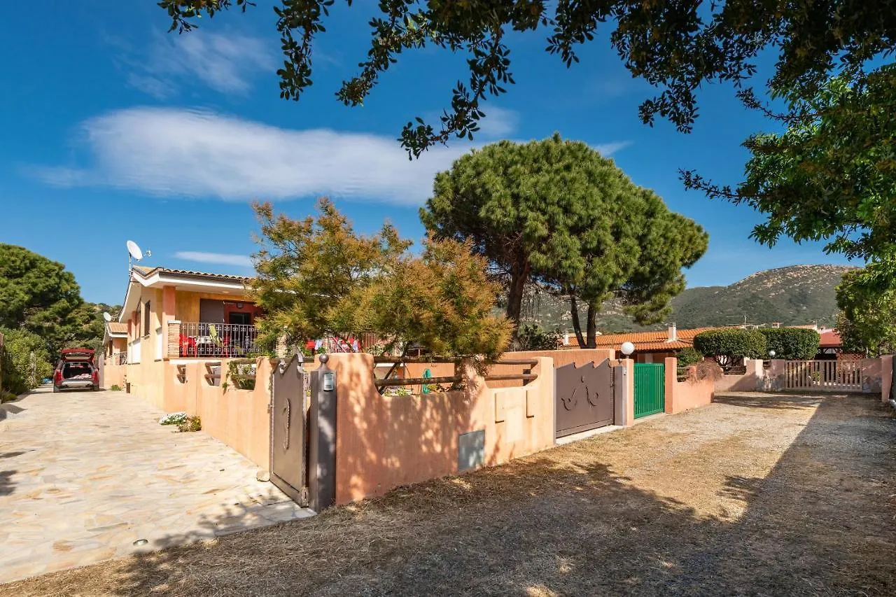 Villetta Delfino Sìnnai Italien